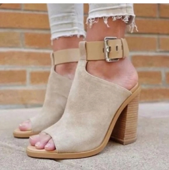 Marc Fisher ML Vashi Beige Tan Suede Leather Block Heel Ankle Strap Sandals 7M - Picture 11 of 11